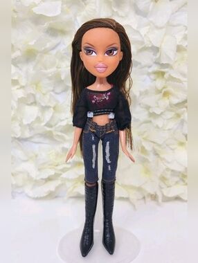 MGA Bratz 2007 Fashion Stylist Yasmin Brats Brat Doll